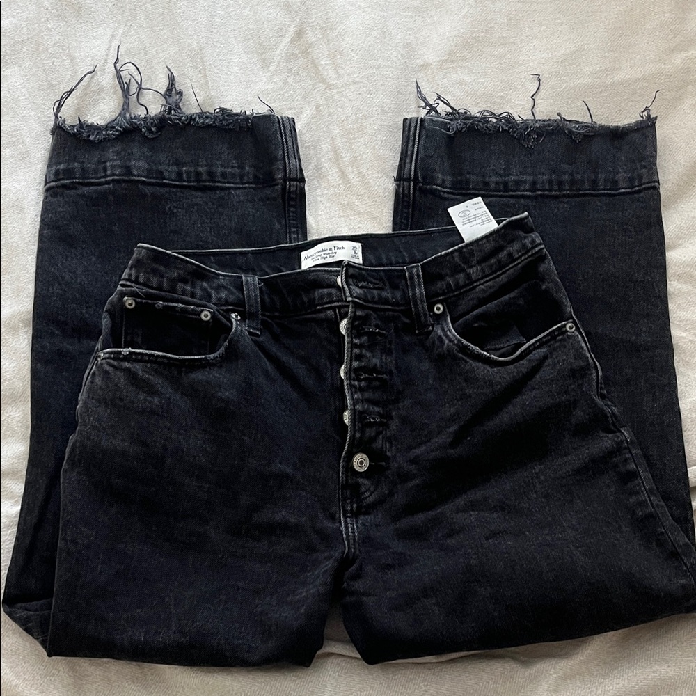 Abercrombie & Fitch Distressed Black Cropped Jeans